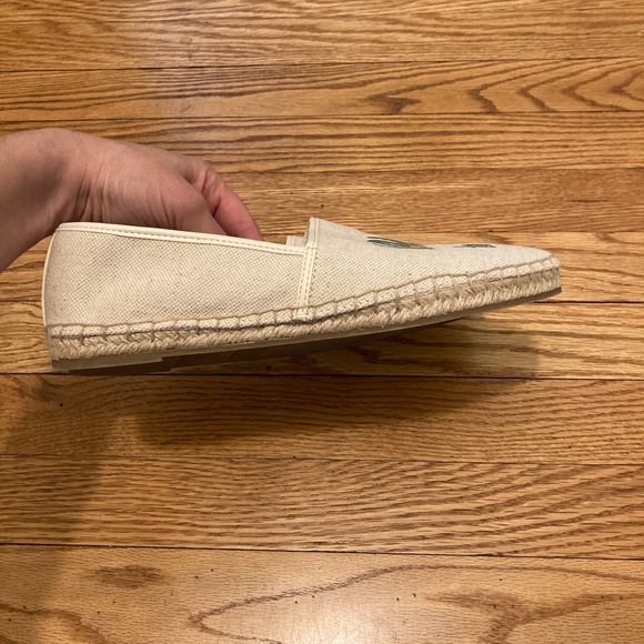 NWOT Circus by Sam Edelman Canvas Flats 8.5 - Picture 6 of 9